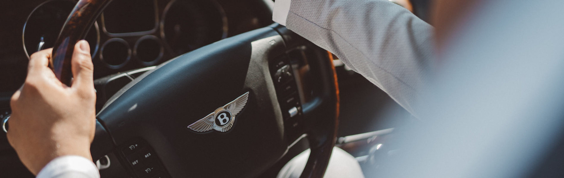 location voiture prestige, voiture de luxe, véhicule de luxe, véhicule prestige